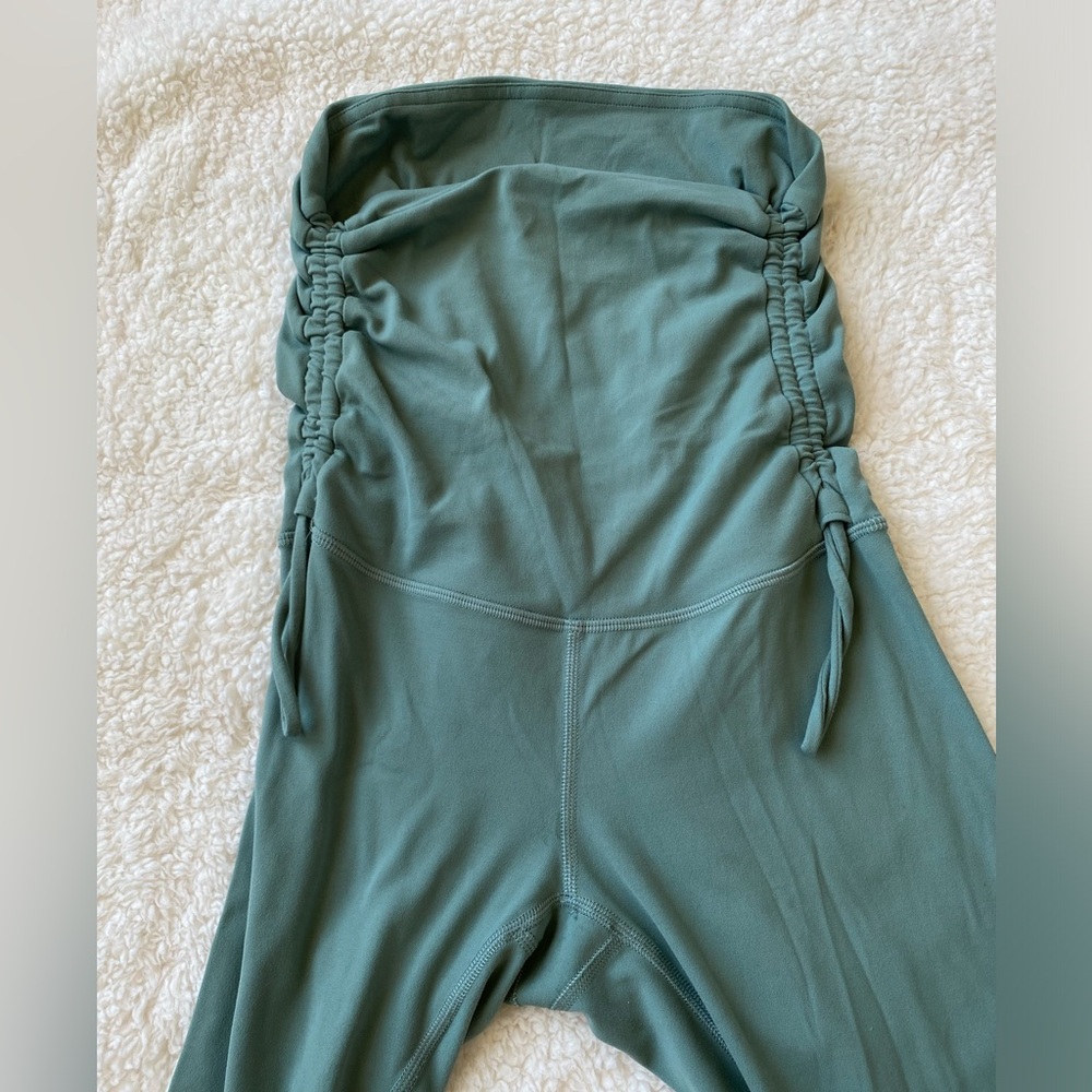 Lulu Lemon Workout Exercise High Waisted Leggings